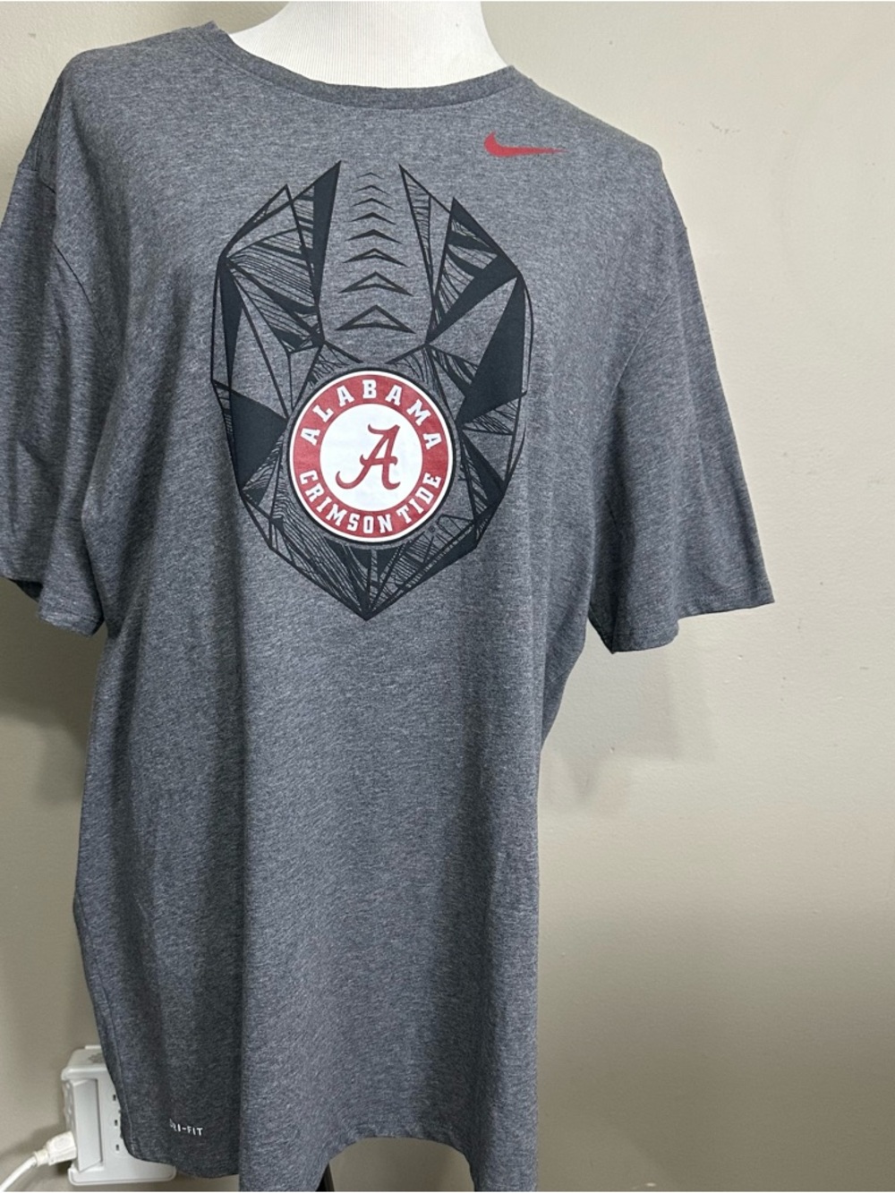 Nike Alabama Crimson Tide Gray Graphic Tee men’s size XXL